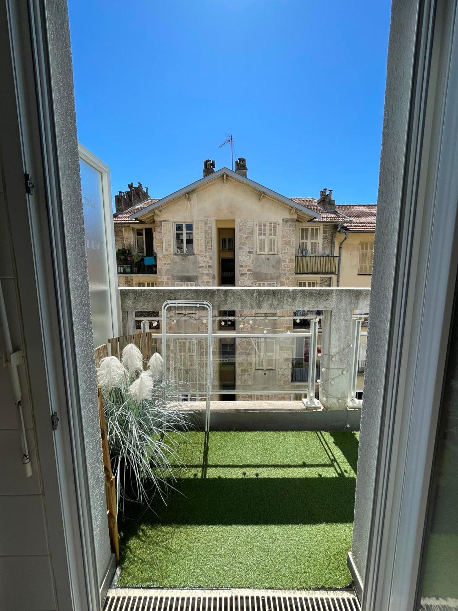 Charmant Studio Climatise Avec Terrasse Ensoleillee Nizza Esterno foto