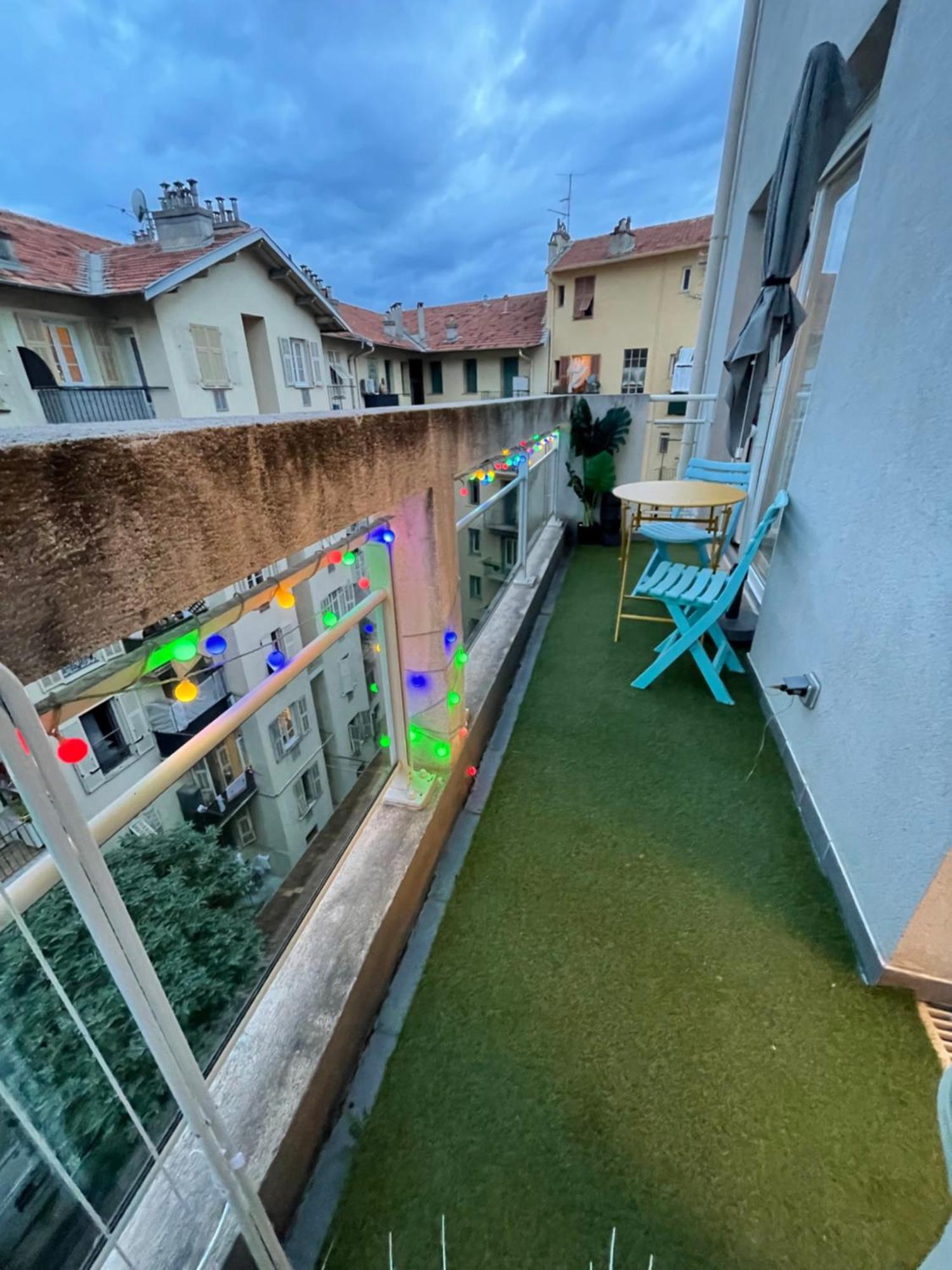 Charmant Studio Climatise Avec Terrasse Ensoleillee Nizza Esterno foto